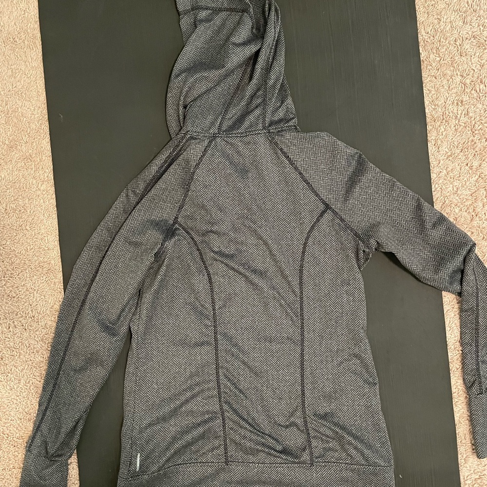 Sweatshirt - Picture 4 of 4